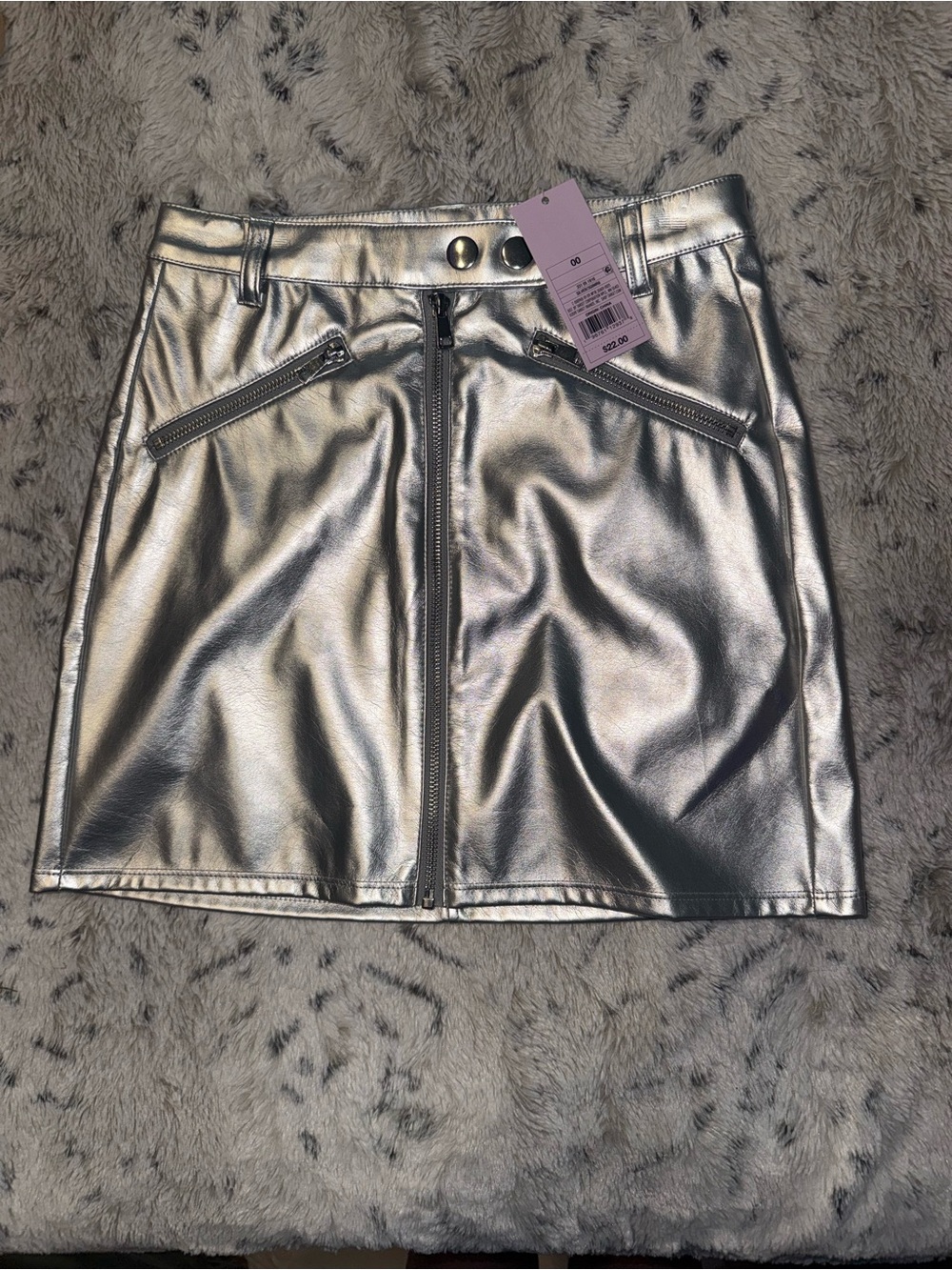 New with tags Metallic Silver Faux Leather Zip-Front Mini Skirt